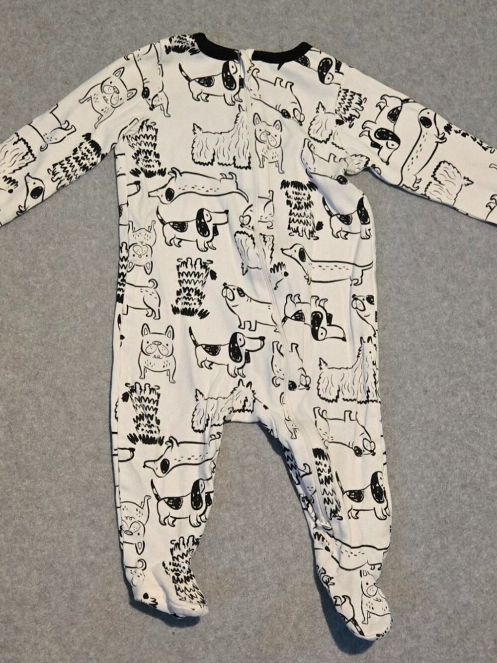 Wonder Nation Infant Black & White Dog Zip Sleeper Footie Pajamas 6-9 Months